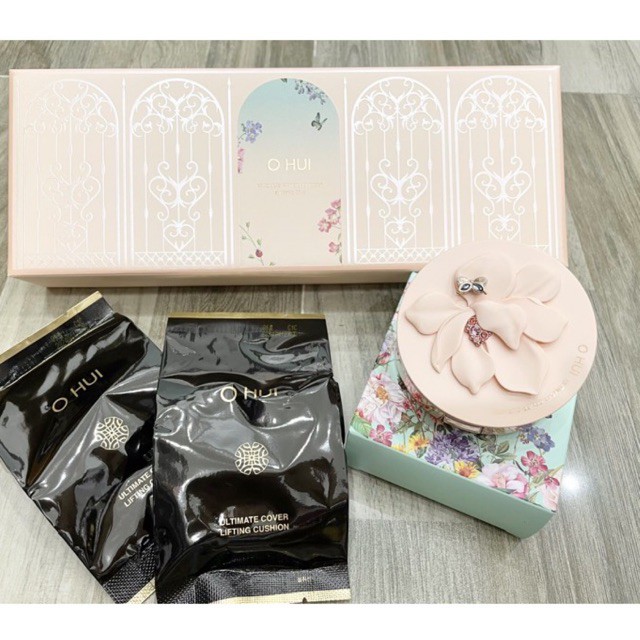 Bộ phấn nước Ohui hoa hồng Ultimate