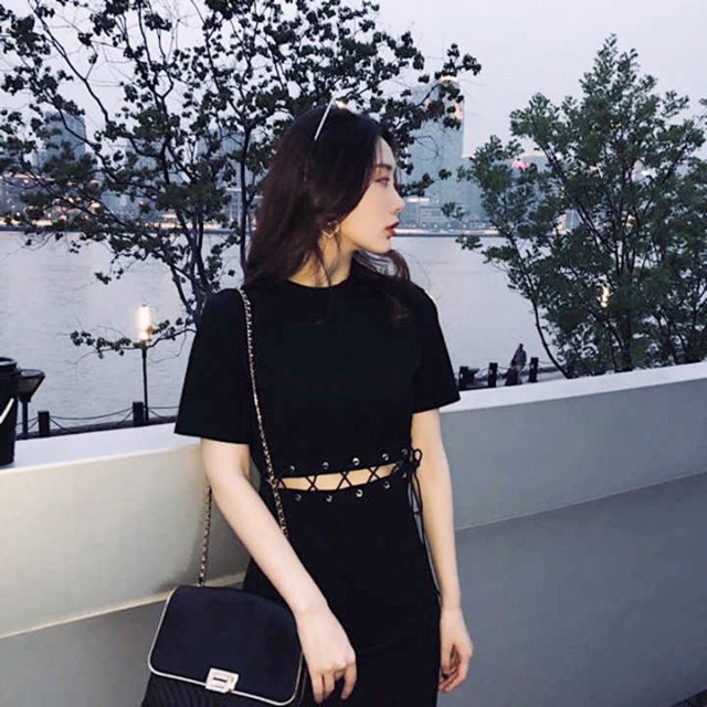 Váy body cutout