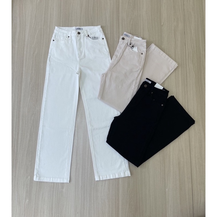 Quần jeans ống suông màu