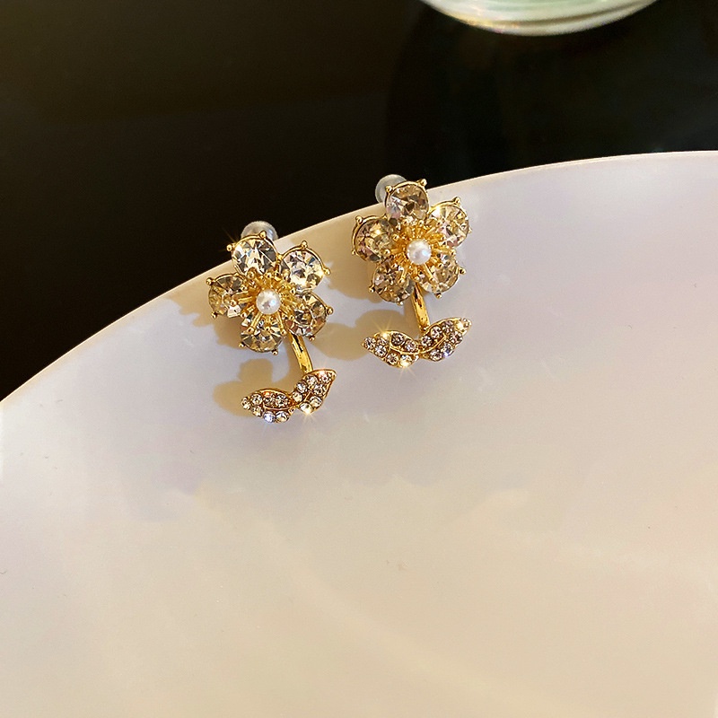 Bông Tai Hình Cánh Hoa Đính Đá Zircon Toàn Diện Phong Cách Hàn Quốc