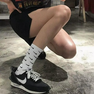 Tất Vớ Cổ Dài Nike in Nhiều Hình Logo Móc