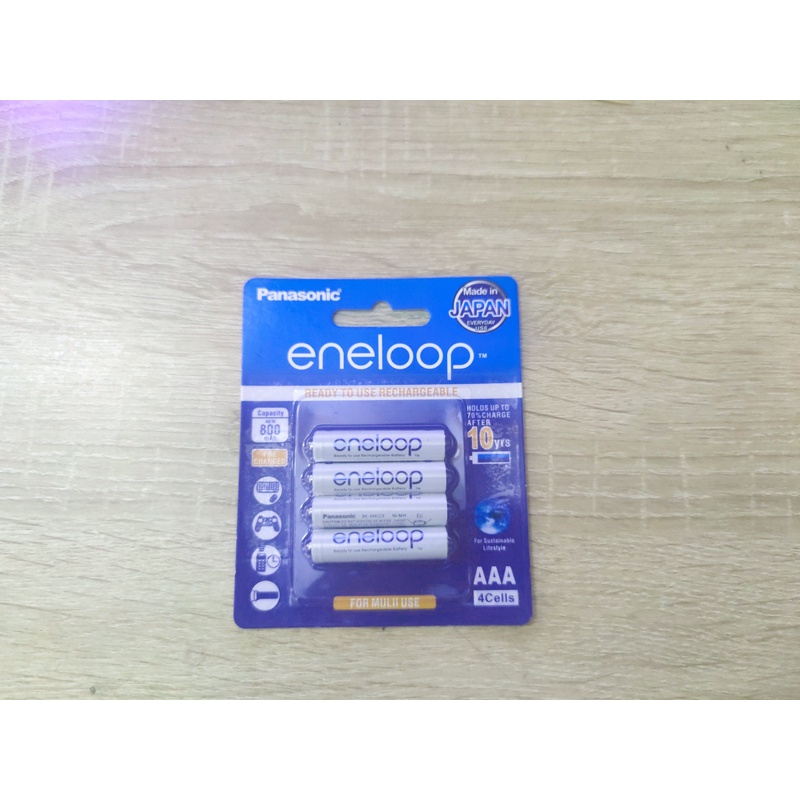 Vỉ 4 pin sạc AAA Eneloop 800mAh BK-4HCCE/4BT (BK-4MCCE/4BV) - box ANH (Trắng) Nhất Tín Computer