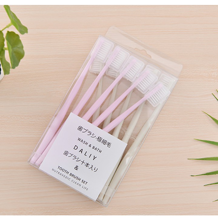Set 10 Bàn chải đánh răng daily Nhật Bản Macaron lông tơ siêu mềm mịn có bọc đầu nhựa cho người lớn trẻ con
