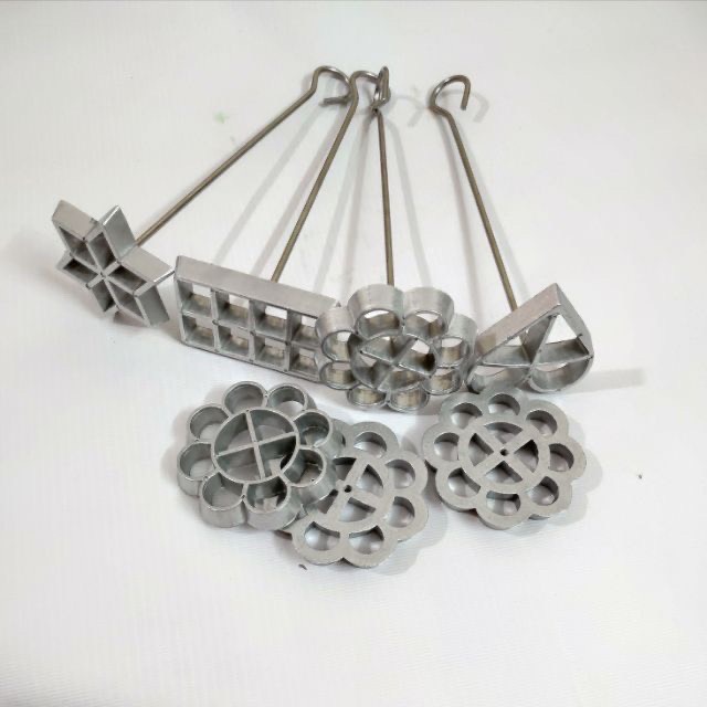 Khuôn Làm Bánh Nhúng Gang - Mẫu Khác Nhau-giá sỉ lẻ-ảnh thật