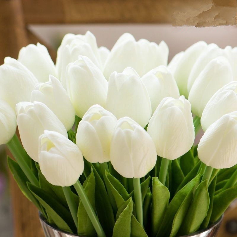 Hoa tulip giả bằng latex PU trang trí lãng mạn