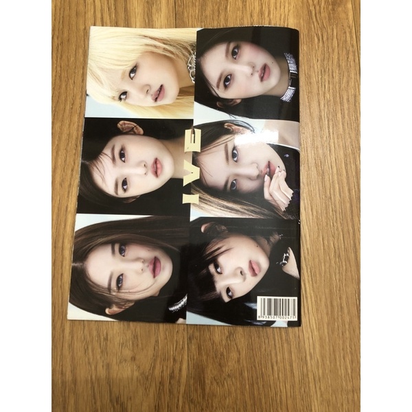 Tạp chí hoa học trò idol Hàn