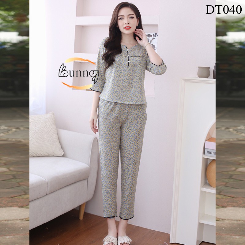 ĐỒ BỘ NỮ CỔ V 3 KHUY, QUẦN ÁO BỘ NỮ MẶC NHÀ CHẤT LIỆU LỤA, HỌA TIẾT HOA LÁ