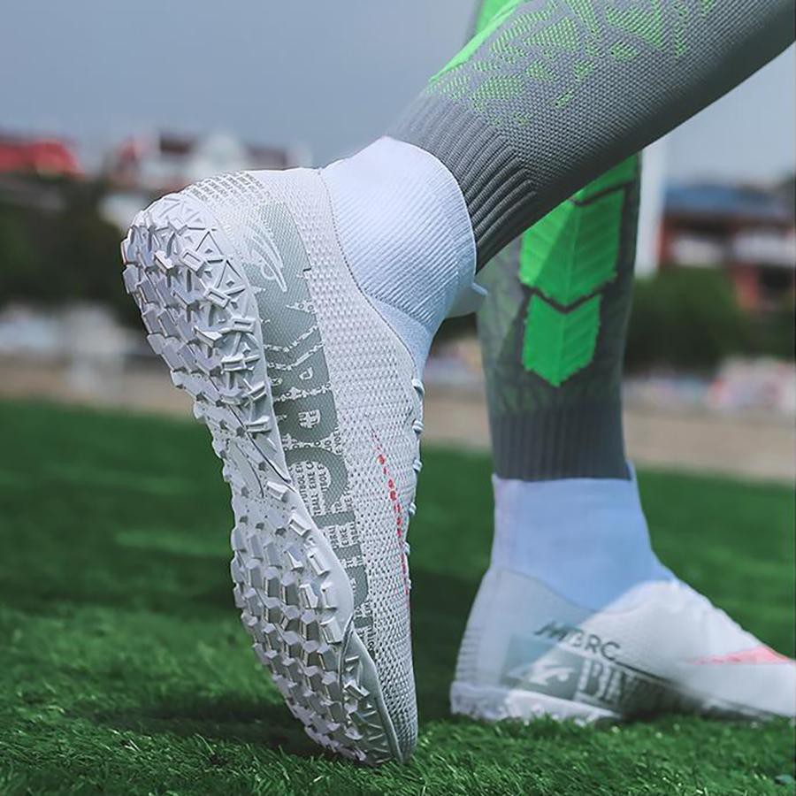 Giày đá bóng sân cỏ tự nhiên CR7 Mercurial cao cấp đế FG