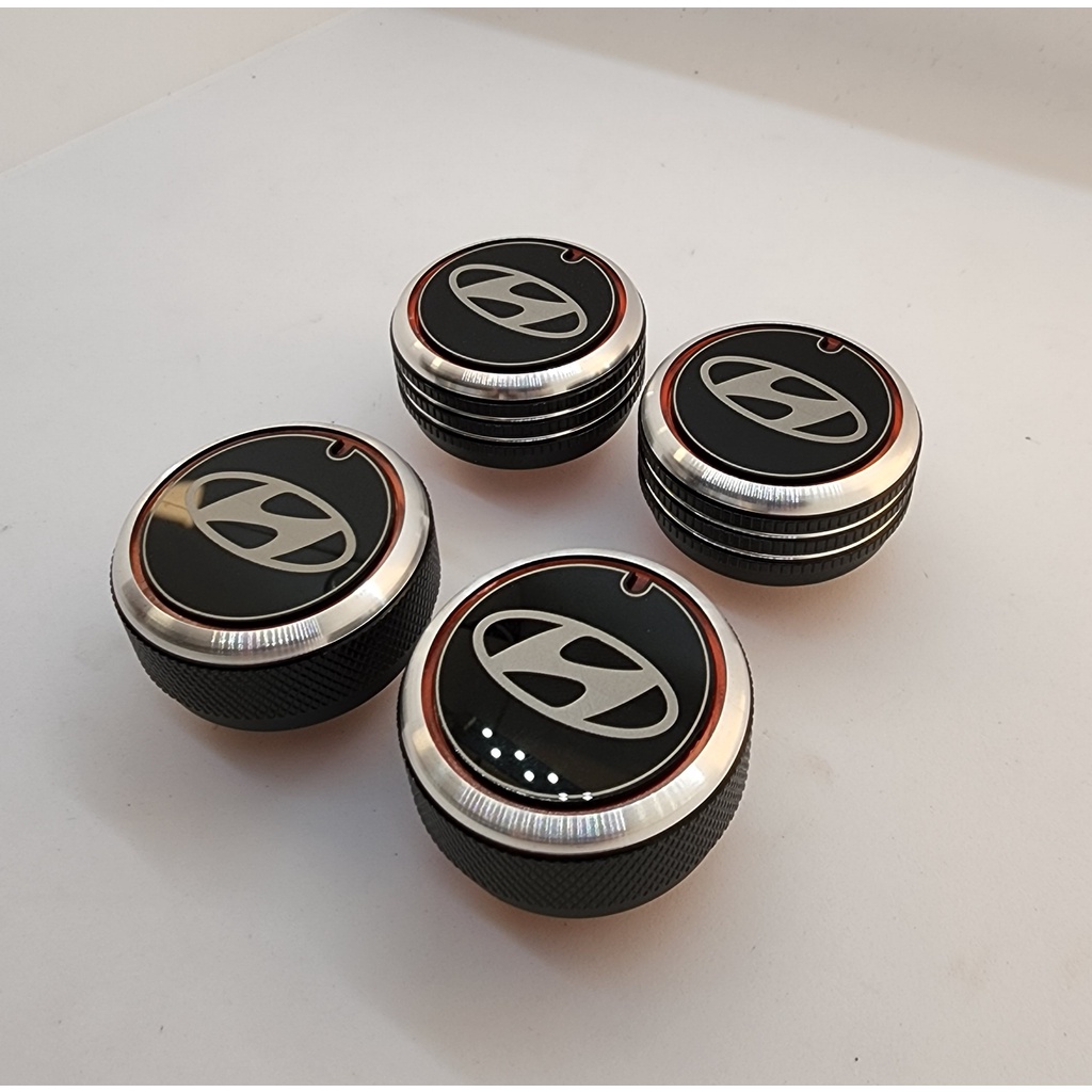 Núm điều hòa xe Hyundai Accent Model: 2017-2022 MT Base/AT Tiêu chuẩn