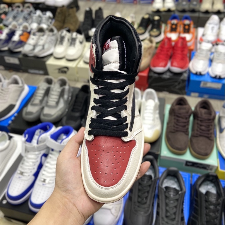 Giày Air Jordan 1 High " Travis Scott x Fragment Red "
