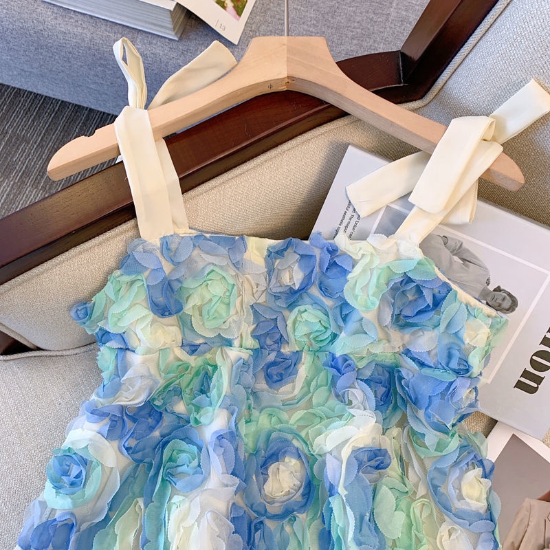 Áo Hai Dây Họa Tiết Hoa Hồng Ba Chiều Xinh Xắn Cho Nữ