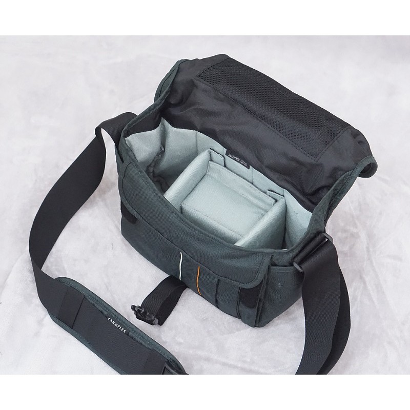 Túi đựng máy ảnh Crumpler Jackpack 4000.