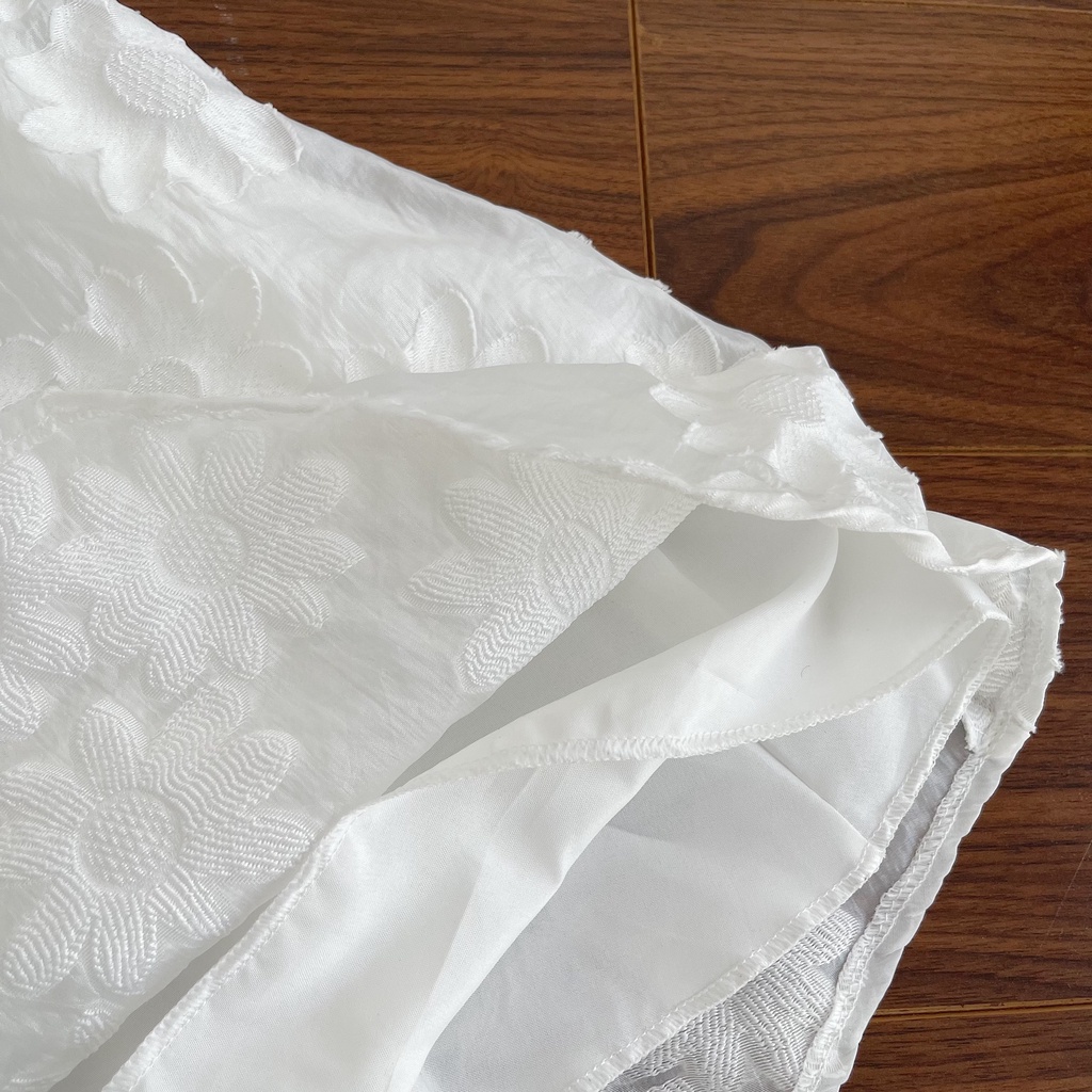 ĐẦM YẾM NỮ TÍNH CỘT NƠ LƯNG HAI MÀU TRẮNG ĐEN XINH XẮN - VANILA DRESS