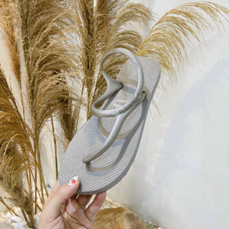 Sandal xỏ ngón Dép xốp Dép xỏ ngón đi học đi chơi đi biển