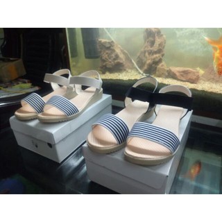 Sandal Nữ Đế Cao 3cm Trẻ Trung Hót Hít 2018