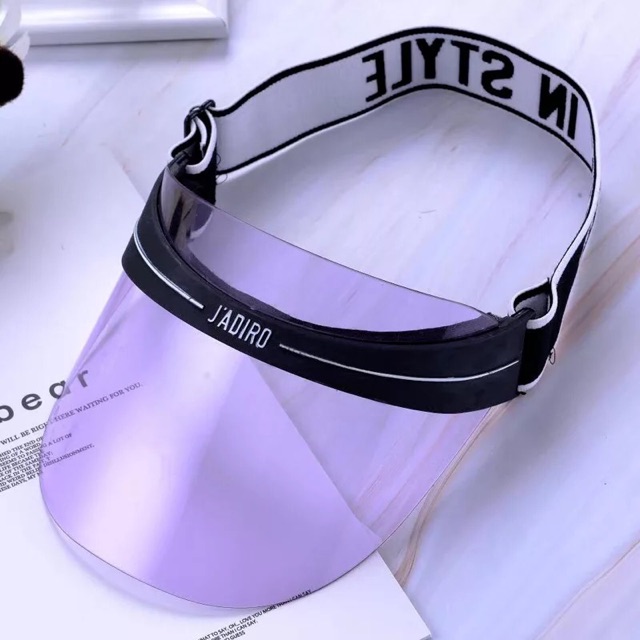 Nón nửa đầu thời trang