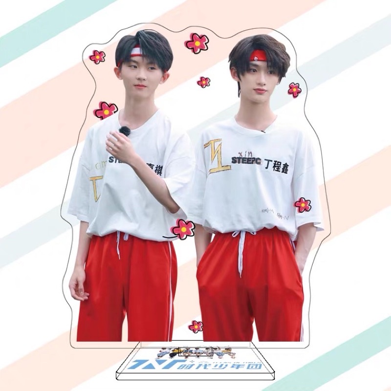 Standee tượng đứng couple TNT