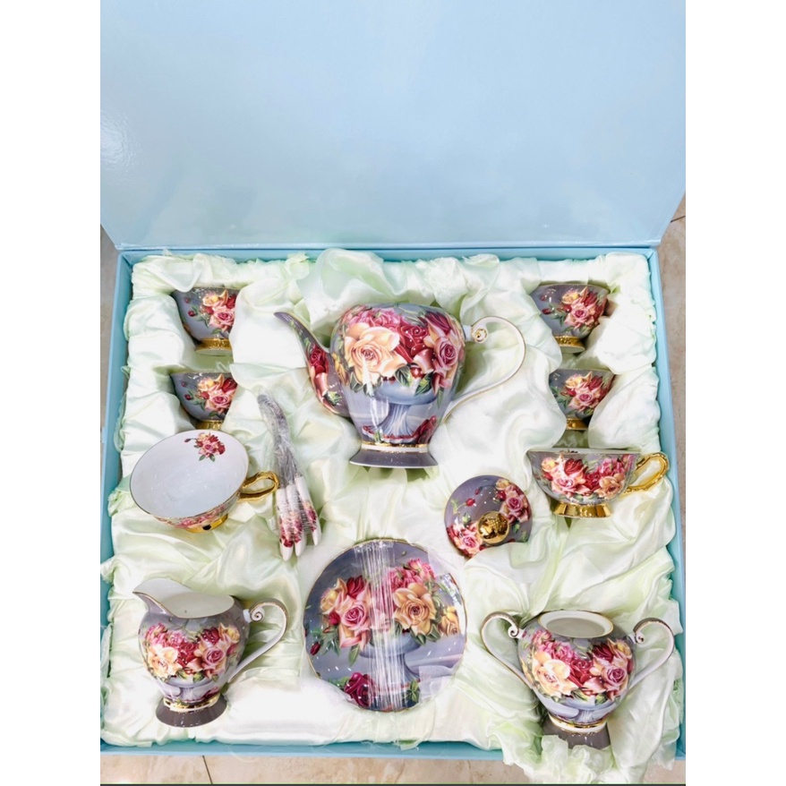 ấm chén cao cấp. Bộ Ấm Trà Gốm Sứ Hoạ Tiết - Set Ấm Chén kèm khung treo Gốm Sứ hoa văn phong cách Hoàng Gia