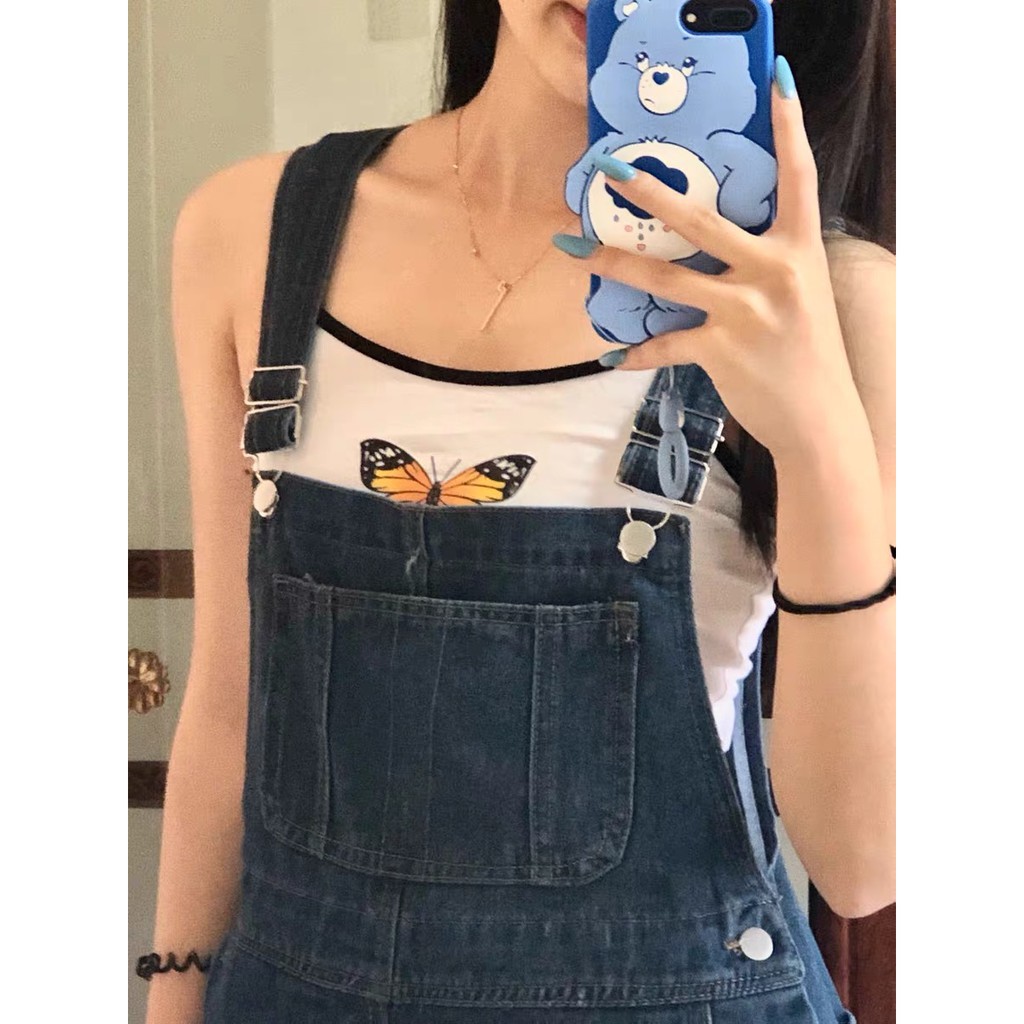 Áo croptop hai dây phối họa tiết bươm bướm phong cách Jennie BlackPink