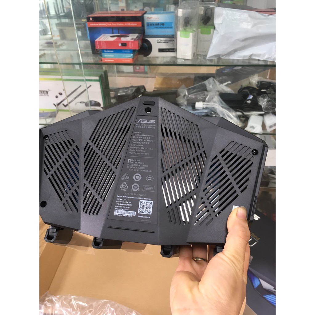 Bộ phát wifi 6 Asus AURA RGB RT-AX82U AX5400 hàng mới 100%