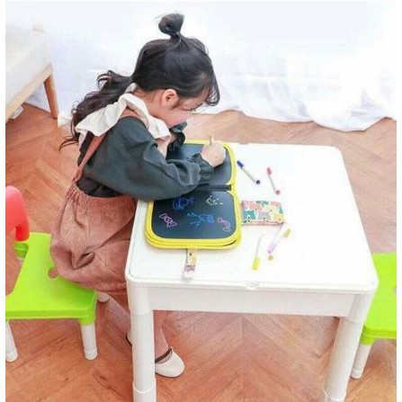 Quyển vẽ xóa được kèm bộ bút chì màu, Bảng Vẽ Cho Bé DD255