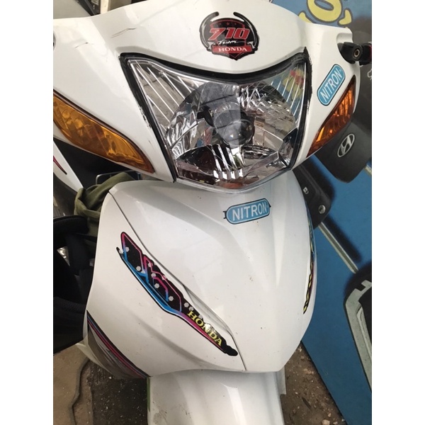 Gia 1 bong đen bi cầu mini t2  h4  cos trăng  pha trắng lắp nhu zin--