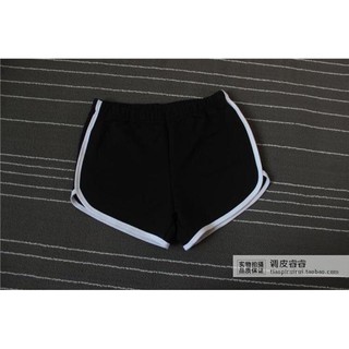 ......  quần đùi nữ hot hot