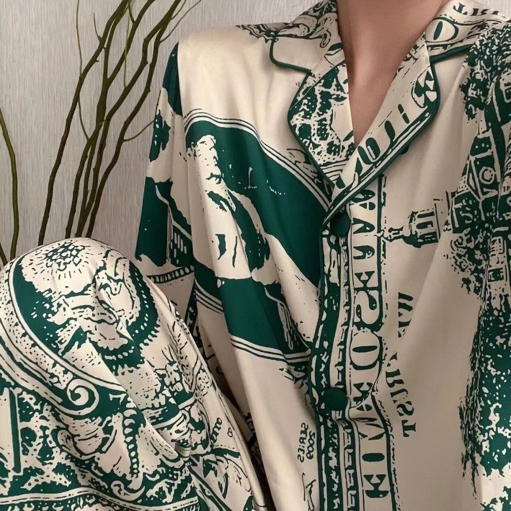 2022 new French ice-silk pajamas women's autumn online celebrity style high-grade printed long-sleeved trousers home suit
