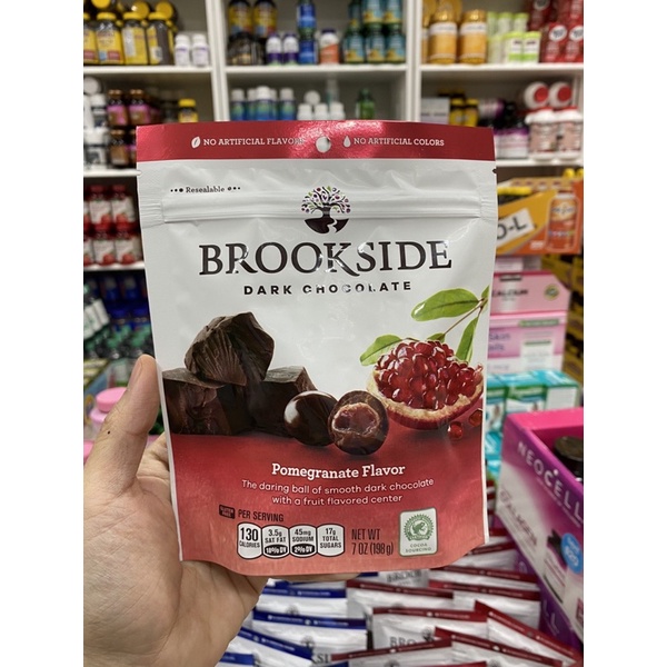 Socola Brookside nhân lựu Pomegranate 198g - socola đắng nhân lựu super ngon