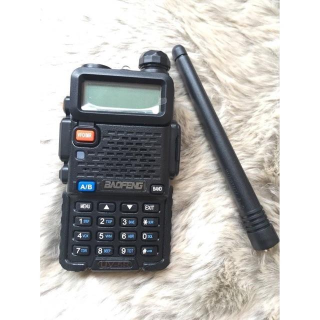 Bộ Đàm Baofeng 0678 UV-5R Có Lcd 2 Băng Tần VHF và UHF Cao Cấp Cực Chất Khoảng Cách 3-5km