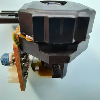 MẮT ĐỌC ĐĨA CD SHARP HPC1LX LASER.
