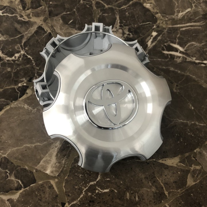 Logo chụp mâm, ốp lazang bánh sau xe ô tô Toyota Land Cruiser Prado Đời từ 2002-2012 TY-038