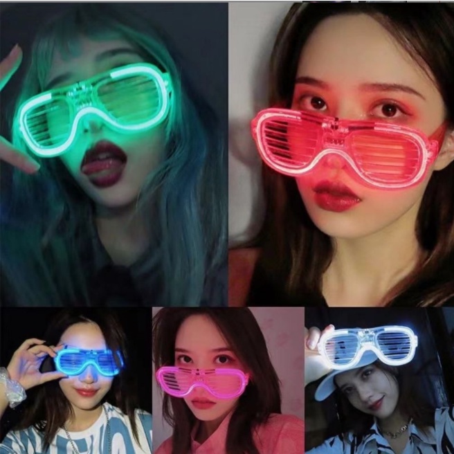 Kính Có Đèn LED Độc Đáo