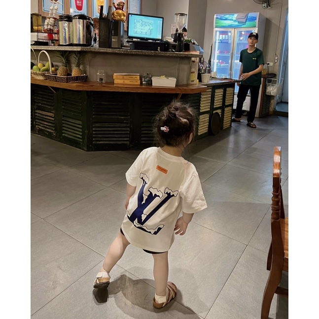 Áo thun LV cream cho bé , áo phông trẻ em unisex , Kid_genZ