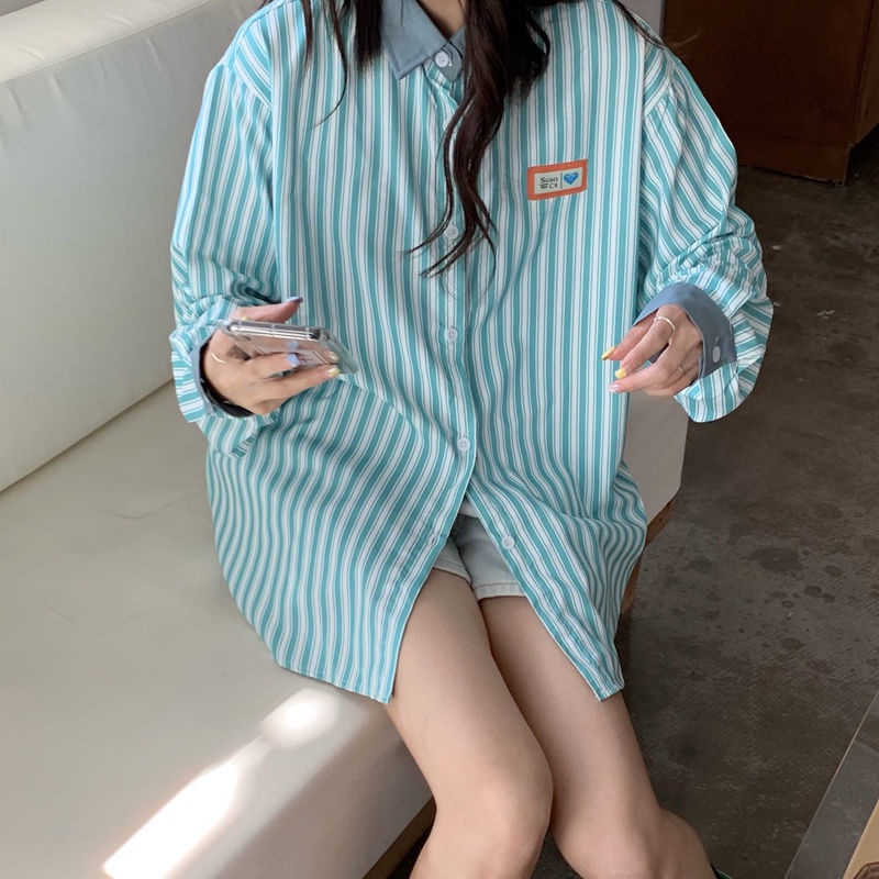 Áo Sơ Mi Tay Dài Dáng Rộng Kẻ Sọc Dọc Trẻ Trung Phong Cách Hàn Quốc Cho Bạn Gái