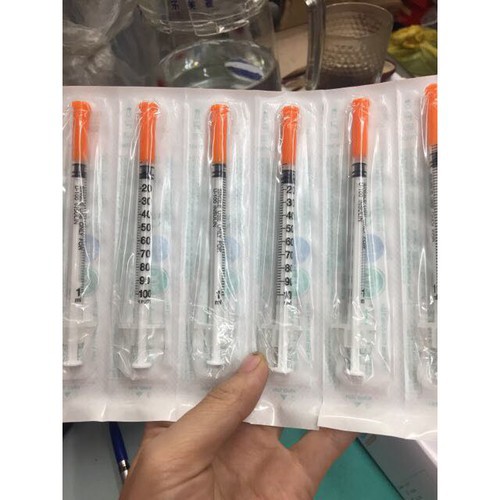 Bộ 20 bơm tiêm tiểu đường Insulin 1ml