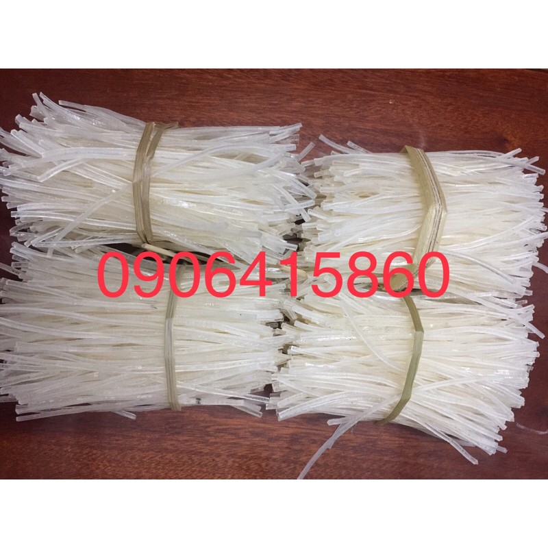 SỢI MÌ NHỨT NHỨT CỘNG NHƯ MÚT ĐŨA LÀM TỪ CỦ MÌ