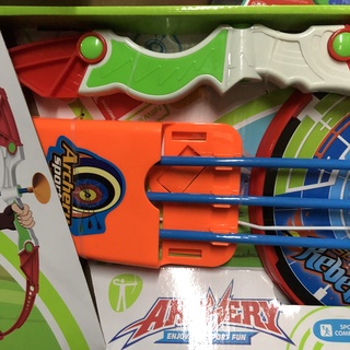 Đồ chơi bắn cung cho bé gồm 1 cung 3 tên và bia, cung tên đồ chơi