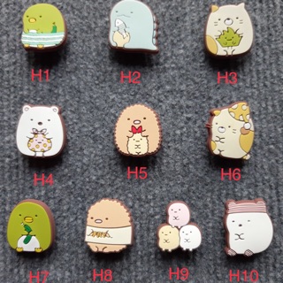 Jibbitz - icon -sticker - nút gắn dép. Shop bán từ 10 sản phẩm trở lên.