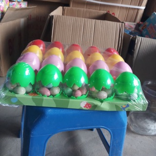 Kẹo hình quà trứng (20 quả một vỉ)