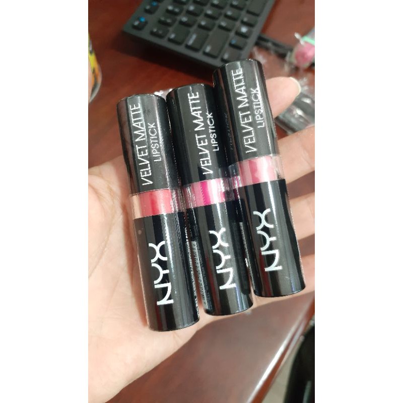 Son lì NYX Professional Makeup Matte Lipstick