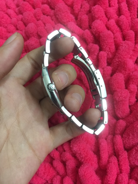 Đồng hồ nữ Nicole vuông bầu hàng si