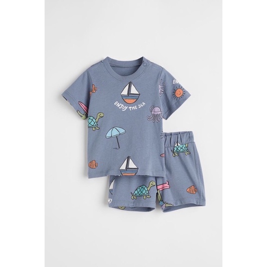 Set đồ H&M áo phông quần short cho bé trai