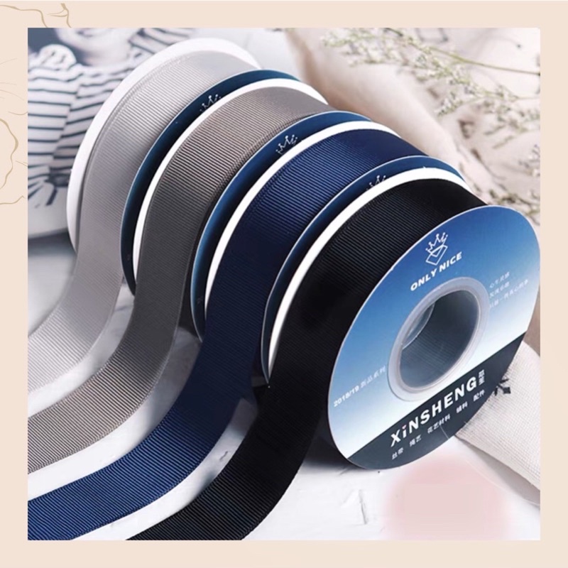 Ruy băng gân gói quà