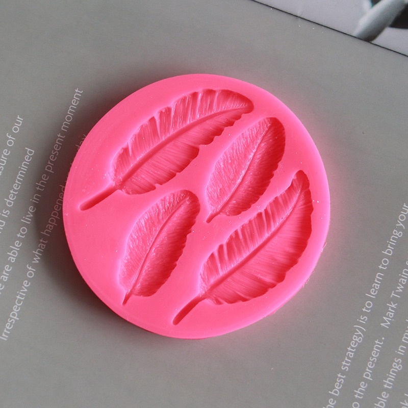 Khuôn silicone lông vũ