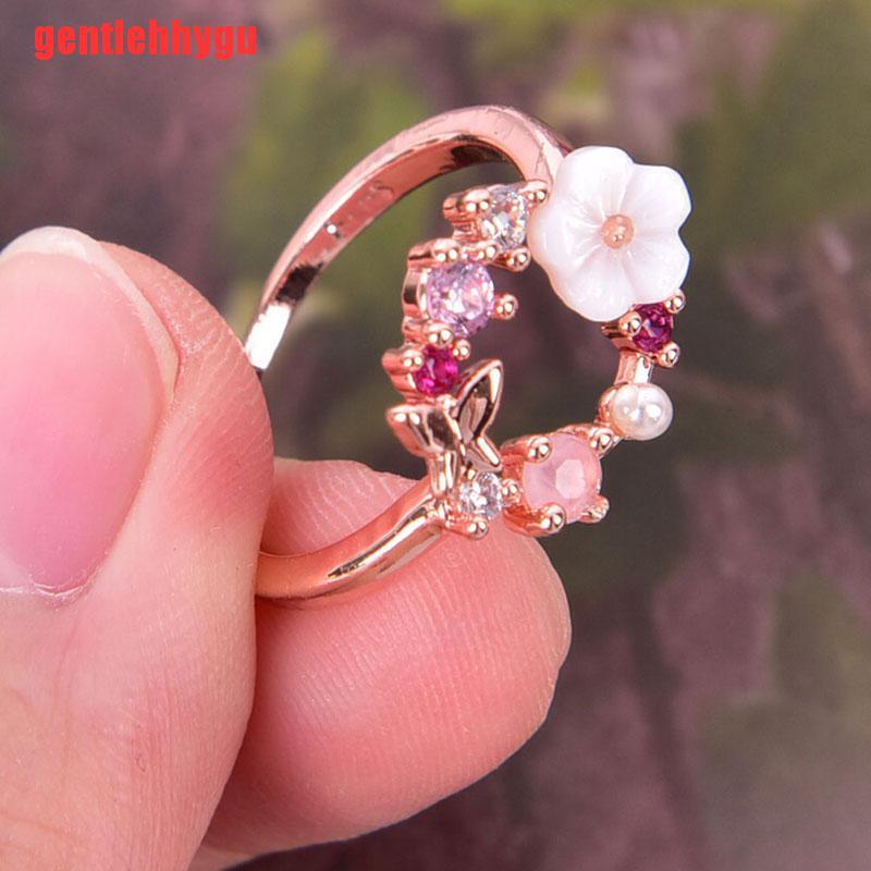 Nhẫn Cưới Mạ Vàng Hình Hoa Và Bướm Đính Đá Zircon