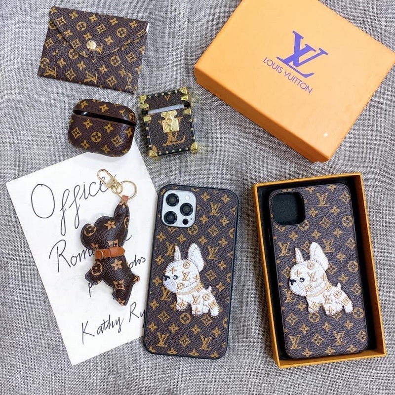 COMBO ỐP L V CHÓ THÊU , DÂY APLE WATCH BỌC AIRPOD MÓC KHOÁ VÍ