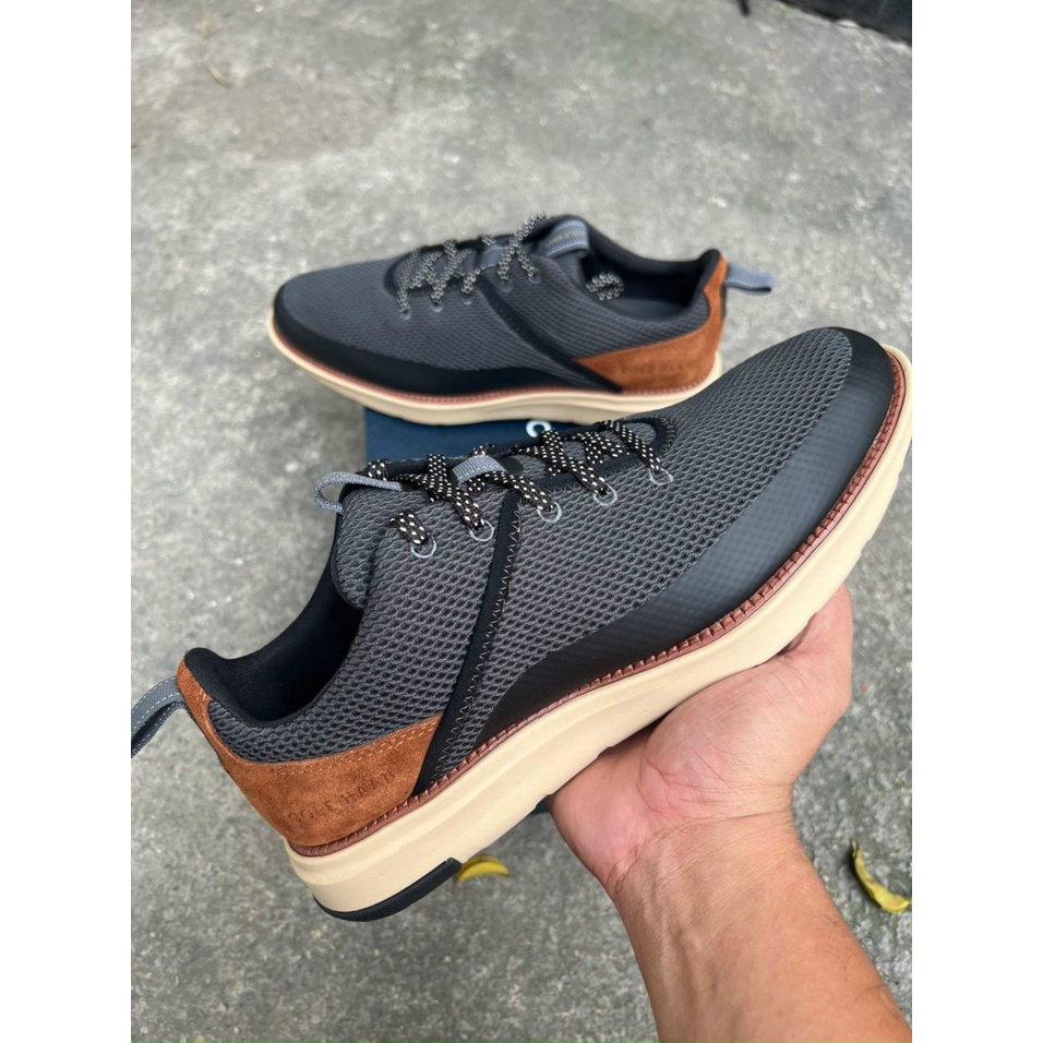Giày Cole haan