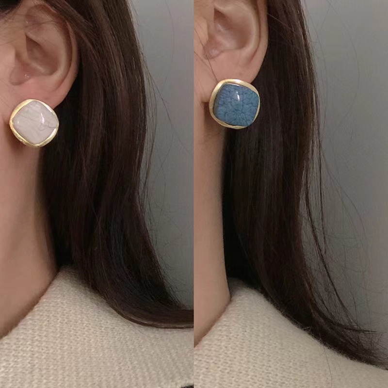 Khuyên Tai Đính Đá Pha Lê Xanh Dương Và Trắng Phong Cách Hàn Quốc Đơn Giản