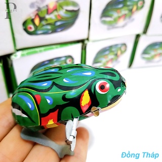 Đồ chơi ếch nhãy lên dây cót bằng kim loại